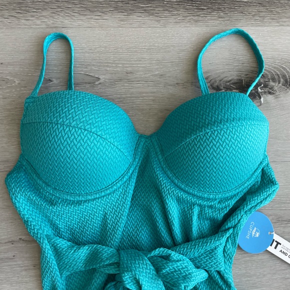 One piece bathing suit (Brand new) - Picture 3 of 4